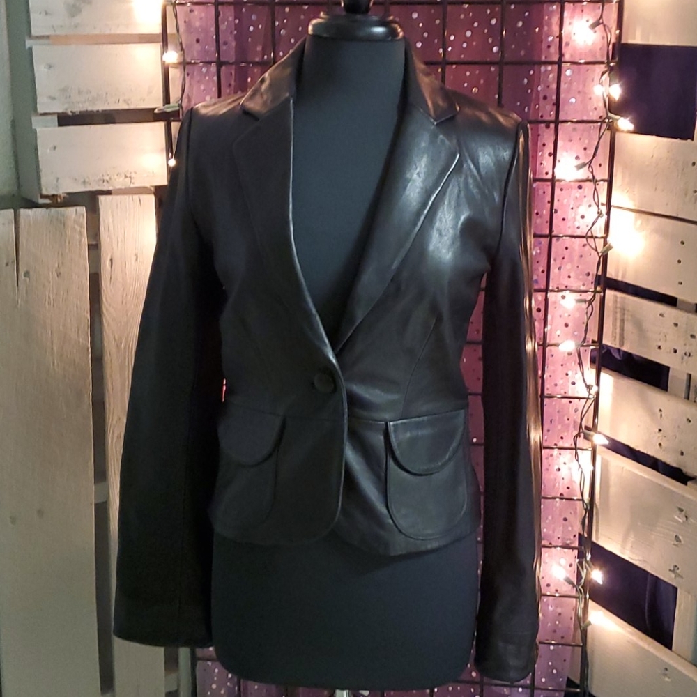 Ladies Mossimo Leather jacket